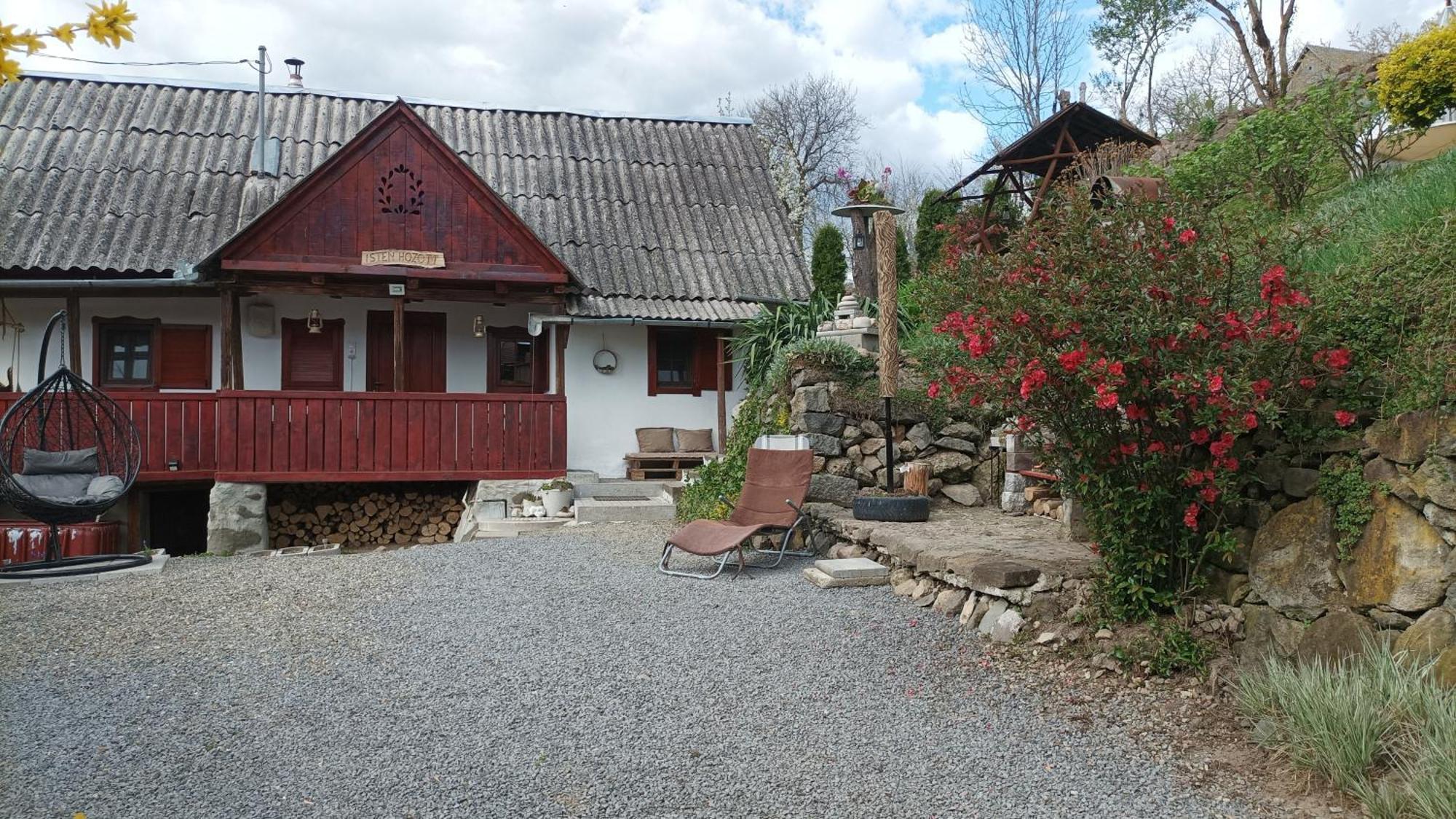 Villa Meselak à Ocna de Sus Extérieur photo